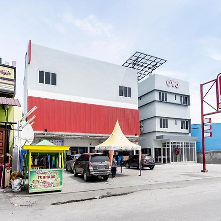 Super Oyo 360 Mangaan Residence Medan Esterno foto