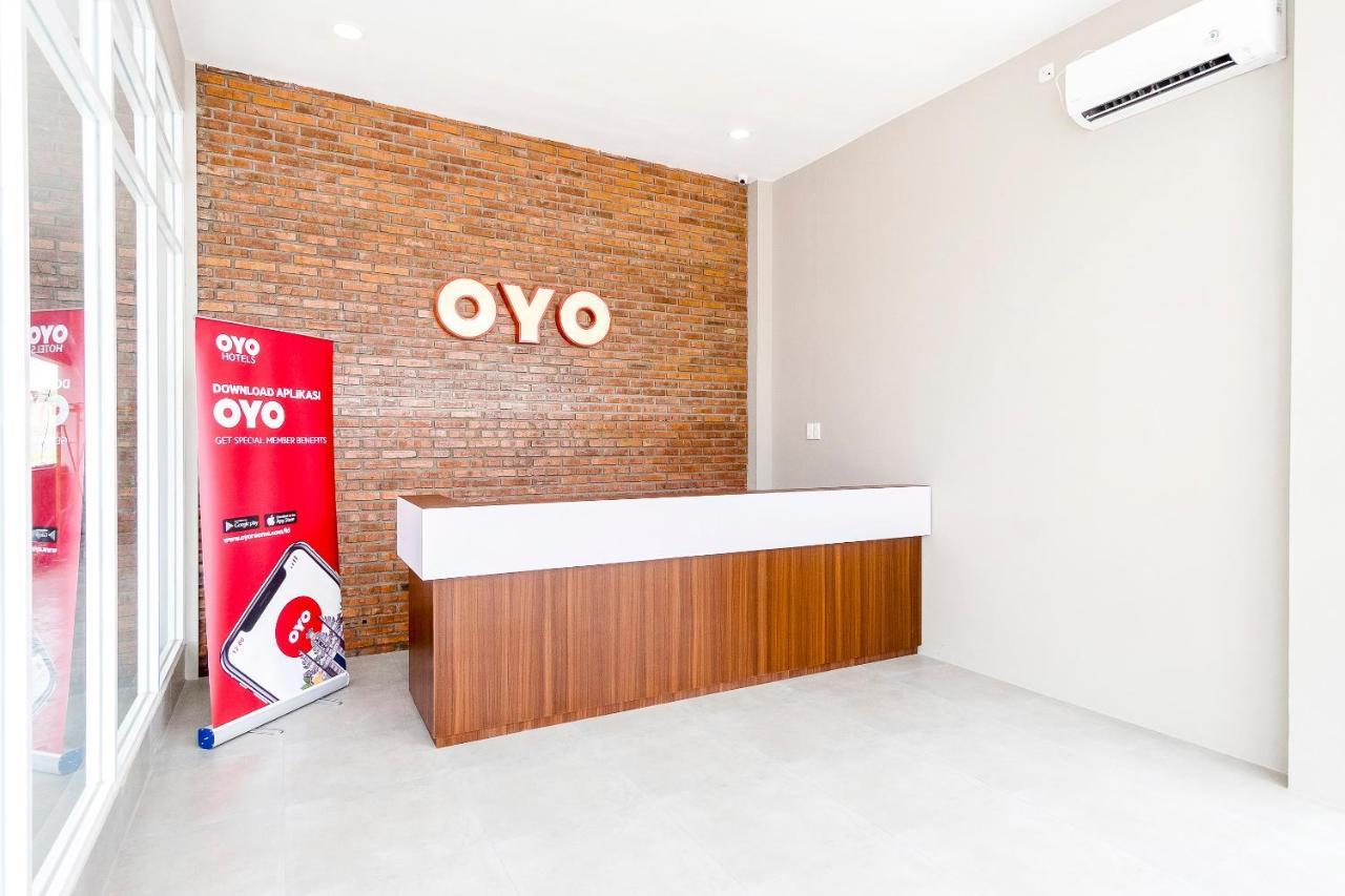 Super Oyo 360 Mangaan Residence Medan Esterno foto