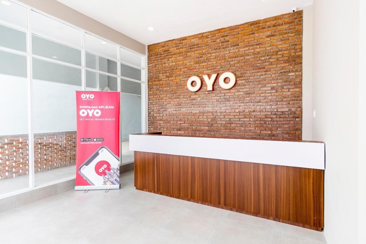 Super Oyo 360 Mangaan Residence Medan Esterno foto