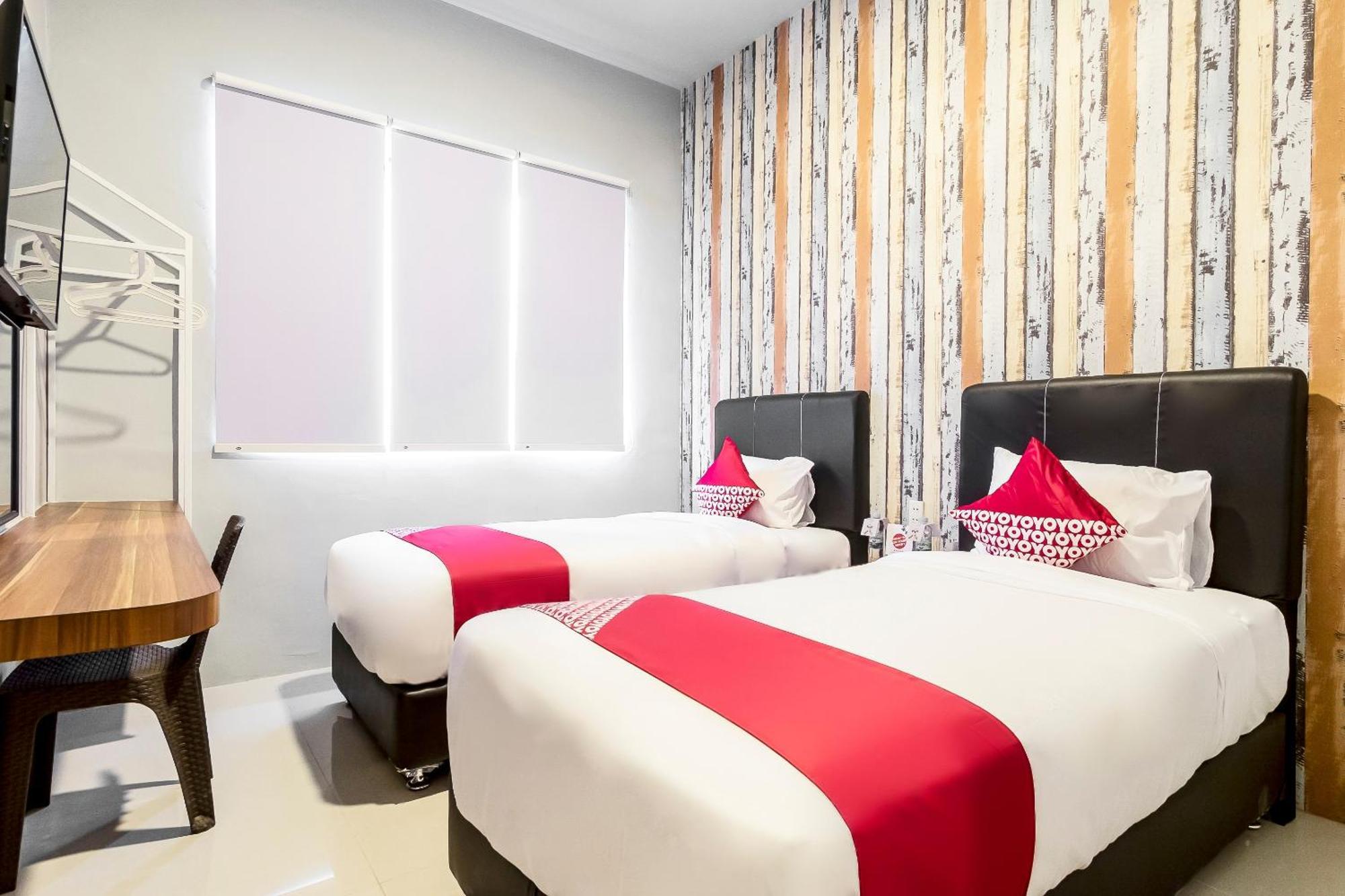 Super Oyo 360 Mangaan Residence Medan Esterno foto